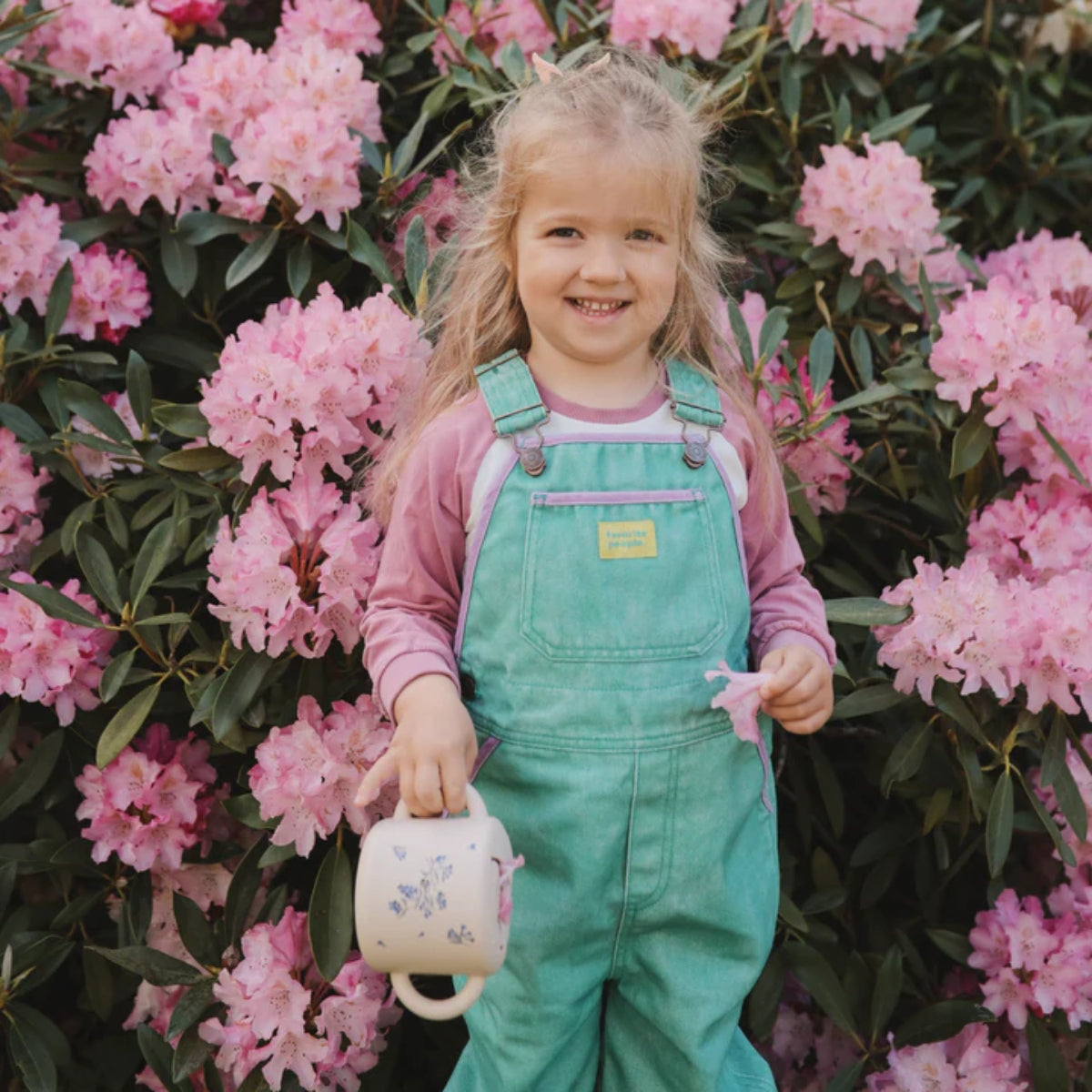 Porta Snack Infantil Mushie Lilac Flowers - Supports Independent Snacking